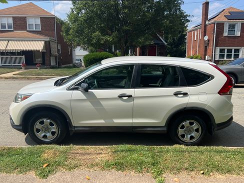 Used 2014 Honda CR-V LX image 9