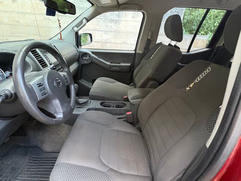 Used 2014 Nissan Xterra PRO-4X w/ Nevada Tow Package AWD/4WD image 15