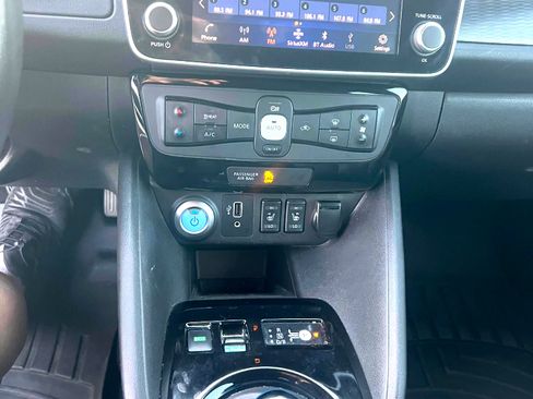 Used 2019 Nissan Leaf SL Plus image 5
