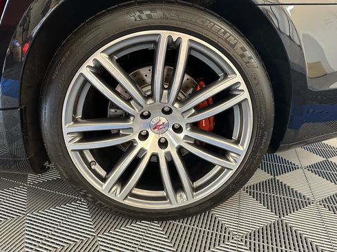 Used 2016 Maserati Quattroporte GTS RWD image 11
