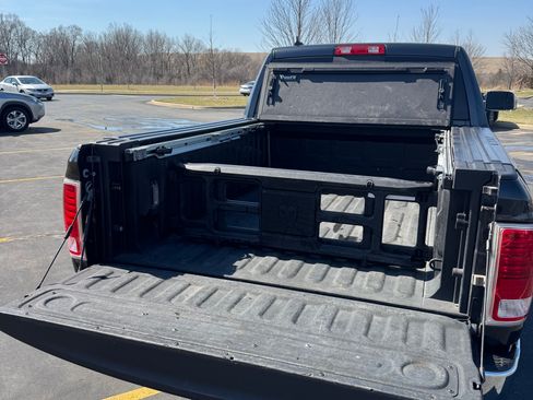 Used 2017 RAM 1500 Laramie w/ Convenience Group image 9