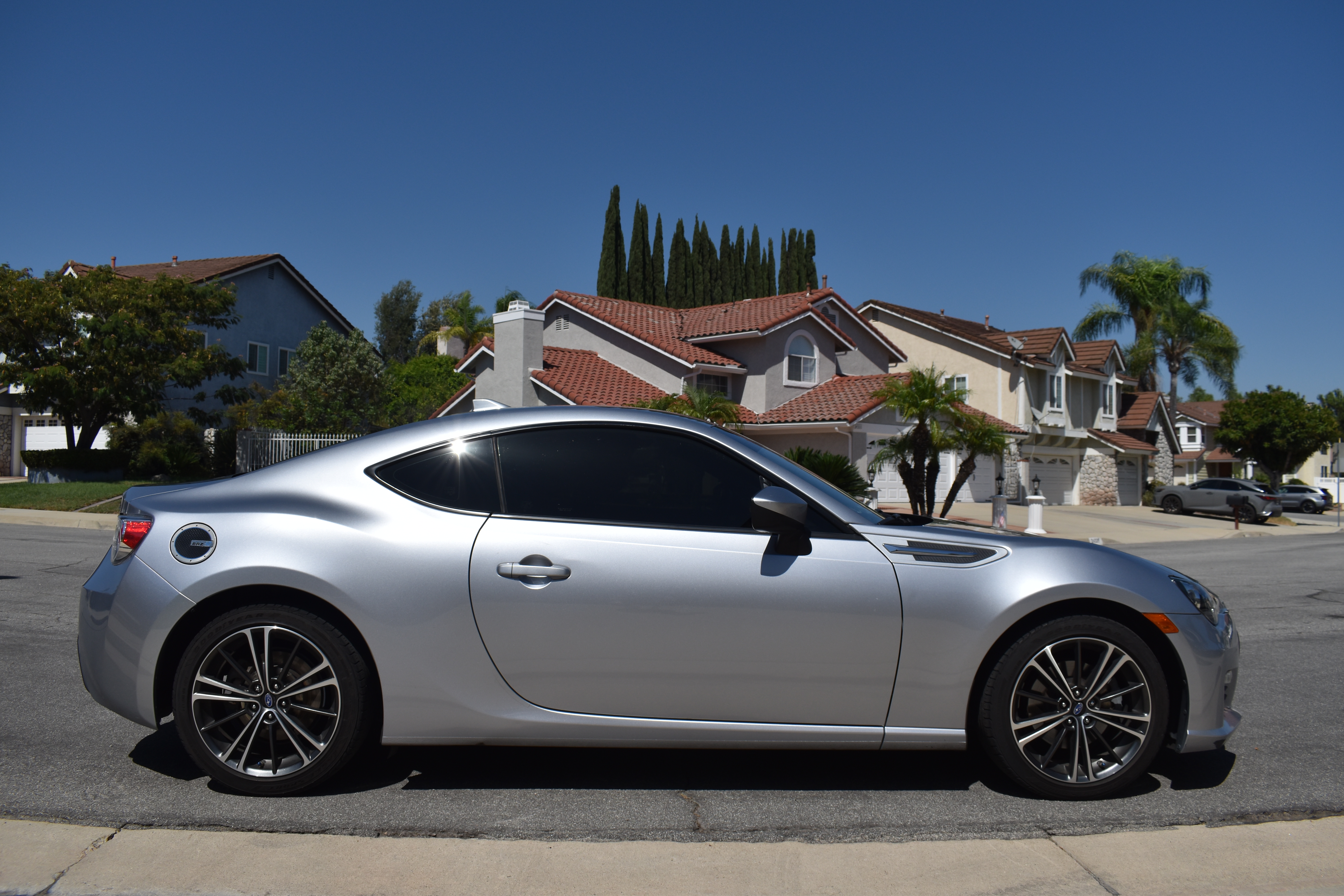 Used 2015 Subaru BRZ Premium RWD image 2