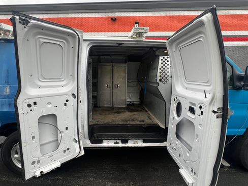 Used 2013 Ford E-150 and Econoline 150 RWD image 10