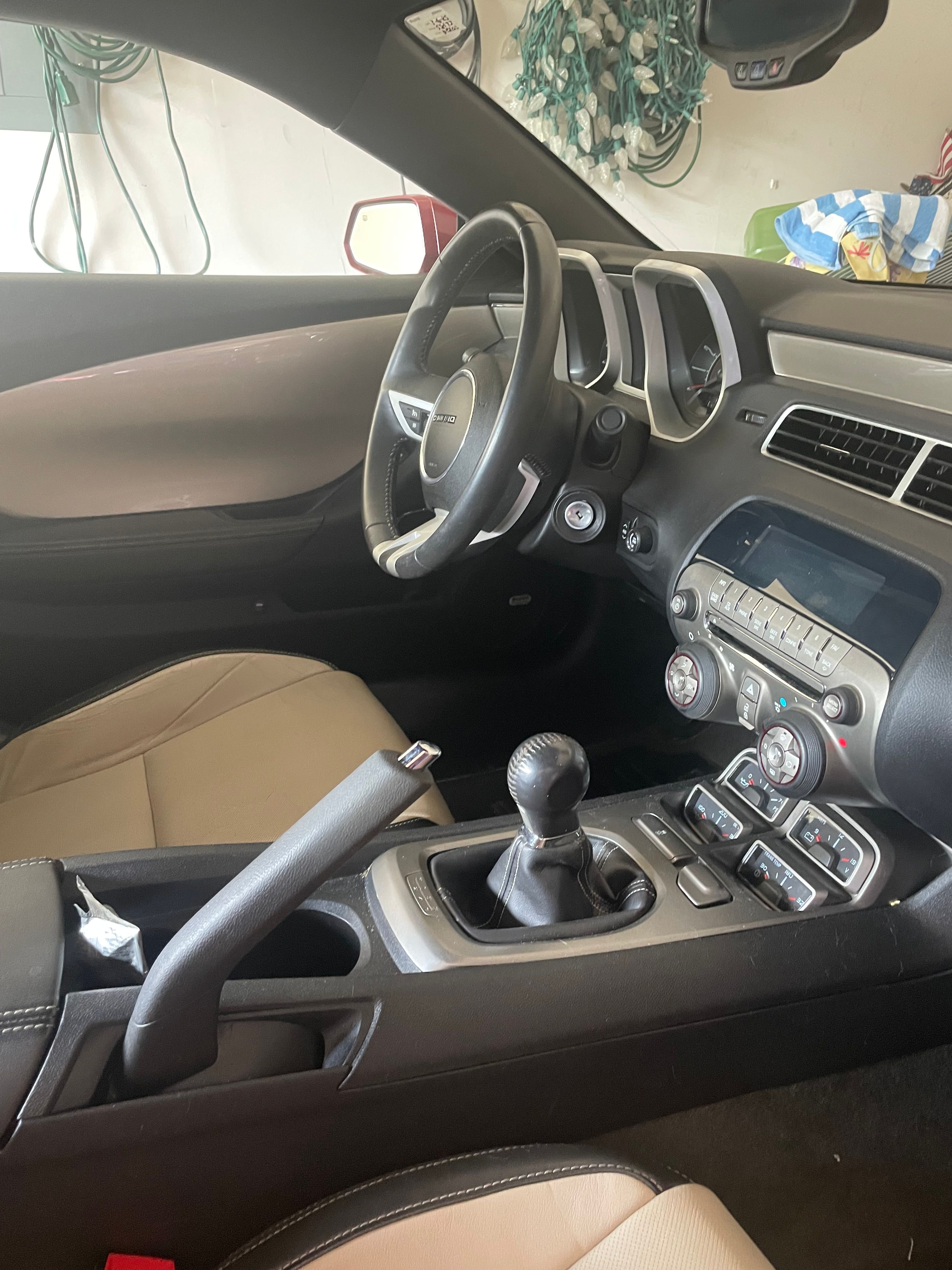 Used 2011 Chevrolet Camaro LT RWD image 16