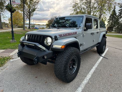 Used 2021 Jeep Gladiator Overland w/ Popular Equipment Package image 15