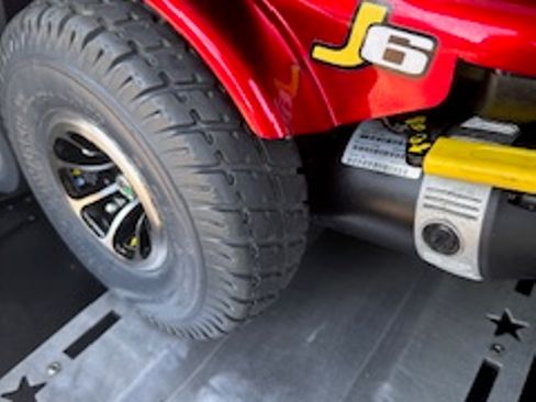 Used 2019 Dodge Grand Caravan SE w/ UConnect Hands-Free Group image 17