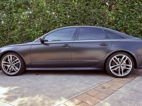 Used 2018 Audi S6 Premium Plus w/ Driver Assistance Package image 5