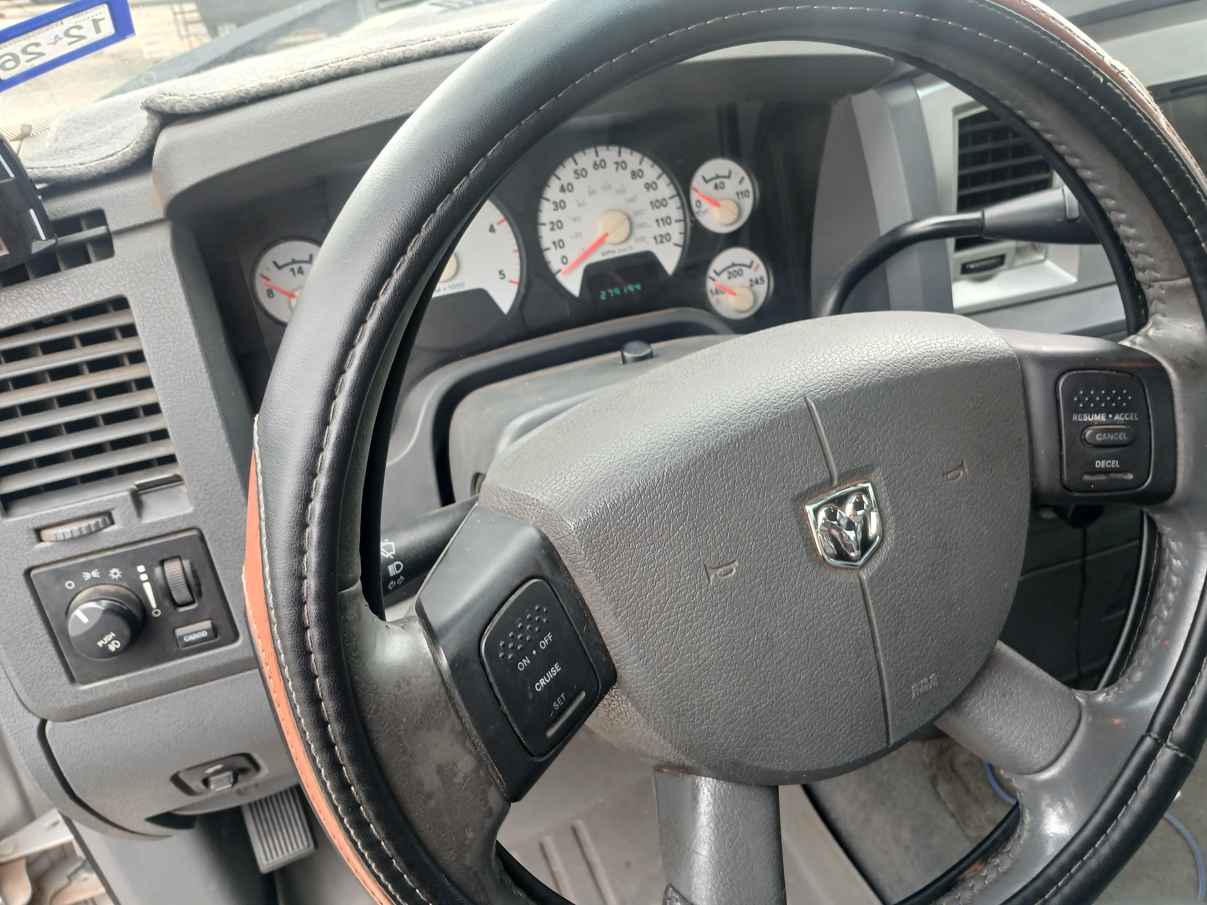 Used 2009 Dodge Ram 3500 Truck Laramie AWD/4WD image 5