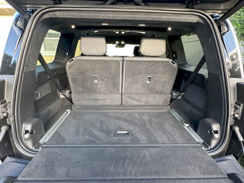 Used 2023 Rivian R1S Adventure image 21