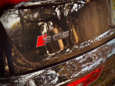 Used 2023 Audi SQ5 Premium Plus w/ Premium Plus Package image 12