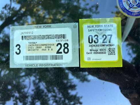 Used 2021 Jeep Renegade Limited AWD/4WD image 19