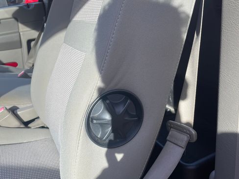 Used 2007 Dodge Ram 1500 Truck SLT image 14