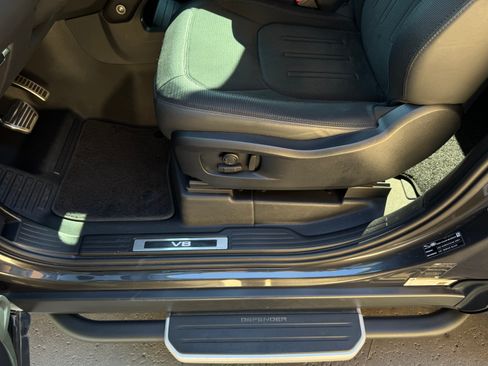 Used 2023 Land Rover Defender 90 V8 image 10