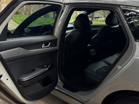 Used 2021 Kia K5 GT-Line image 25