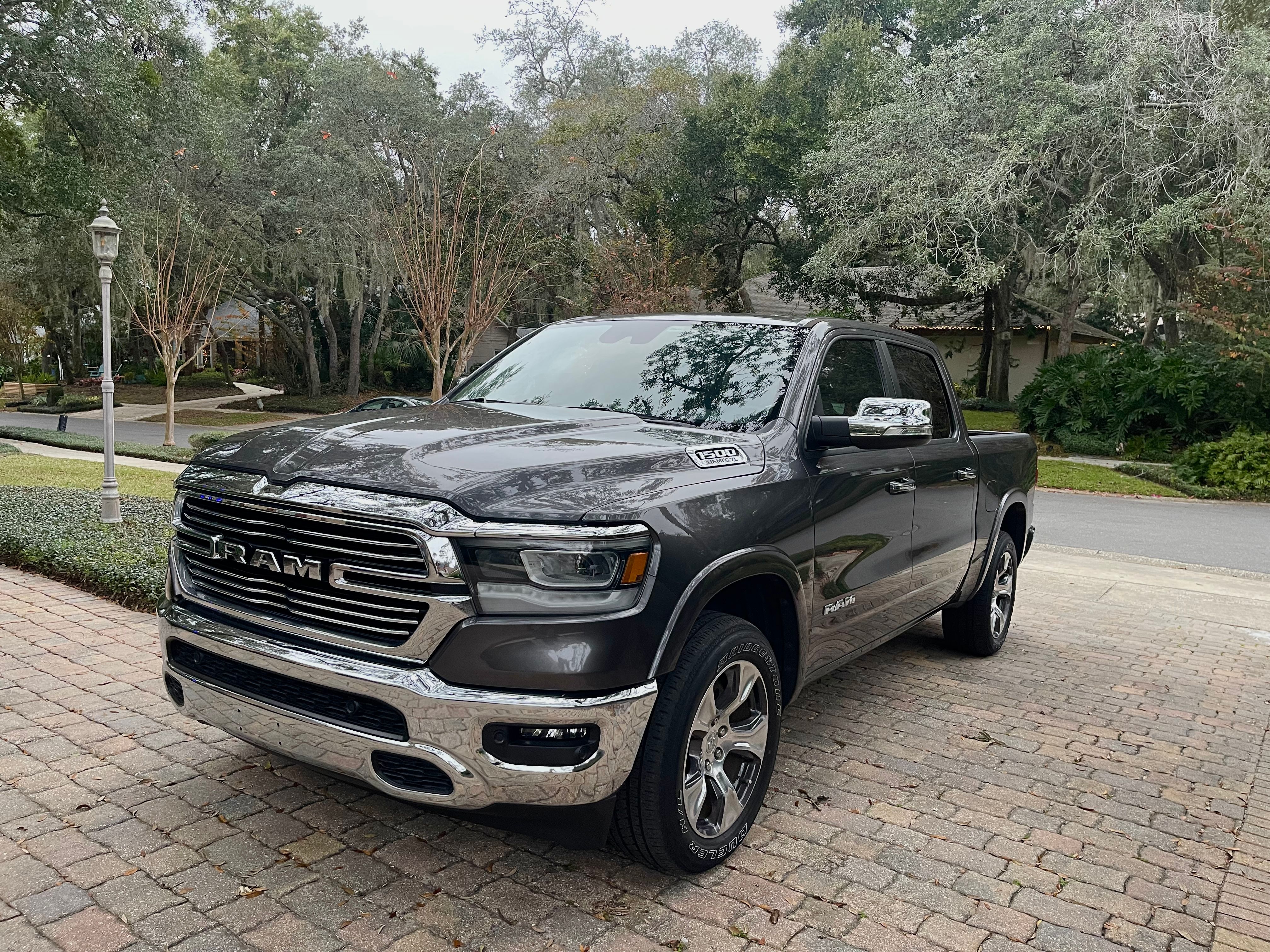 Used 2022 RAM 1500 Laramie AWD/4WD image 16