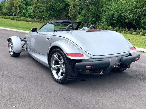 Used 2000 Plymouth Prowler image 9