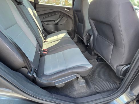 Used 2016 Ford Escape SE image 11