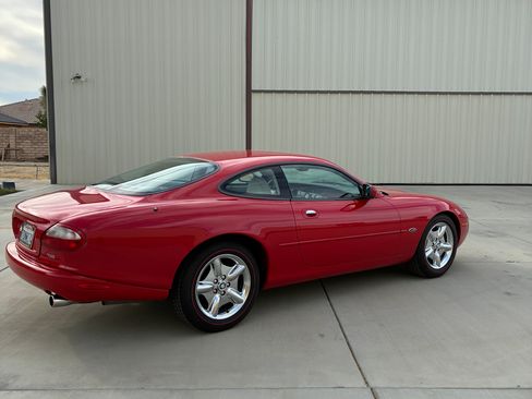 Used 1999 Jaguar XK8 Coupe image 1