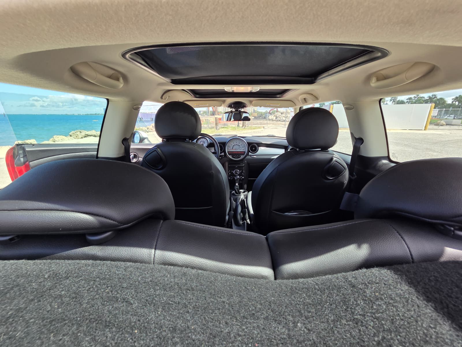 Used 2012 MINI Cooper Hardtop FWD image 8