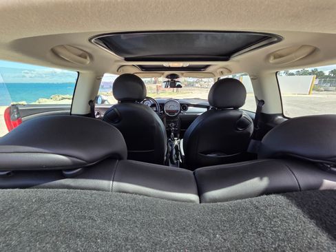 Used 2012 MINI Cooper Hardtop FWD image 8