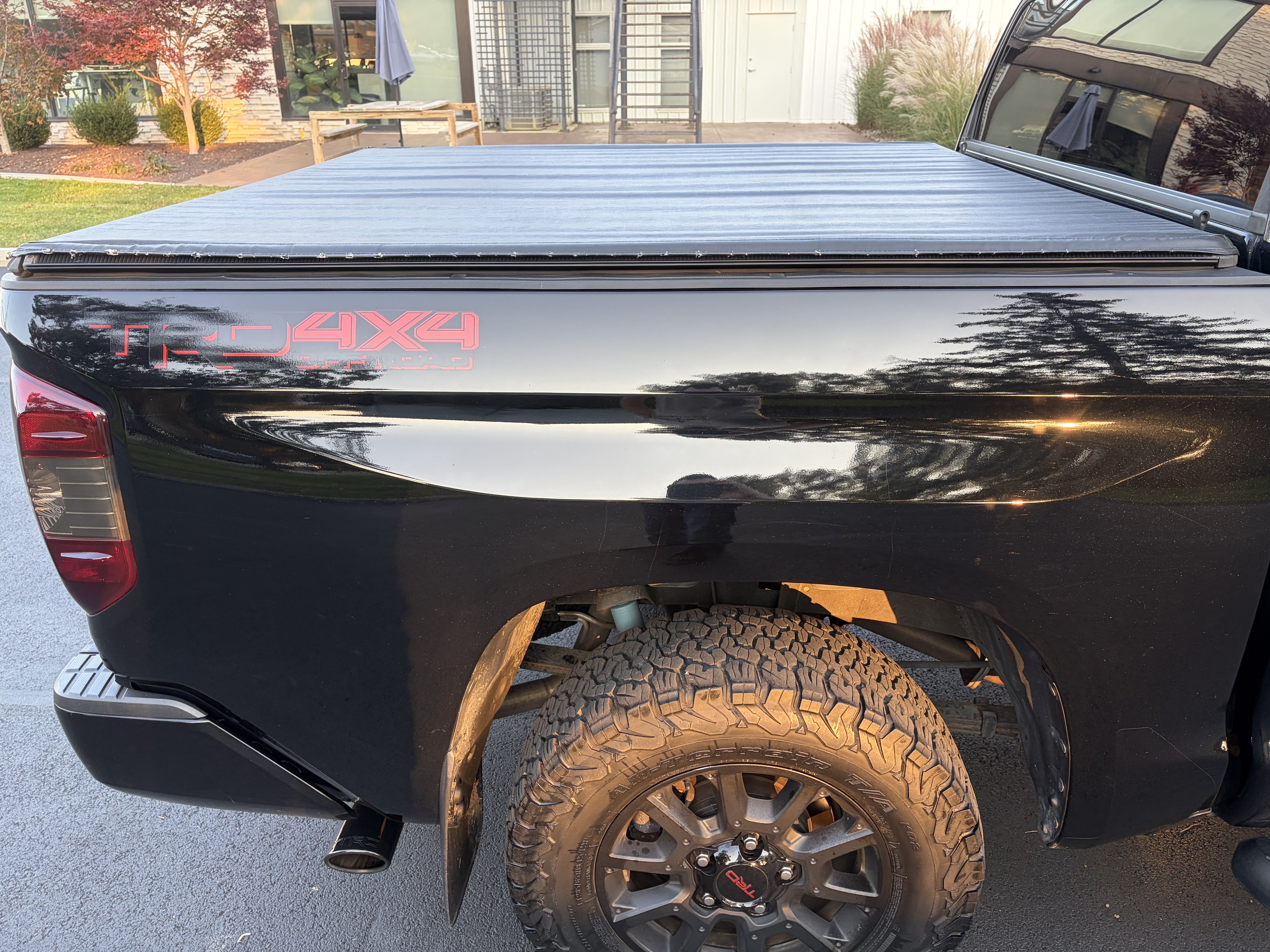 Used 2019 Toyota Tundra Limited w/ Limited Premium Package AWD/4WD image 21