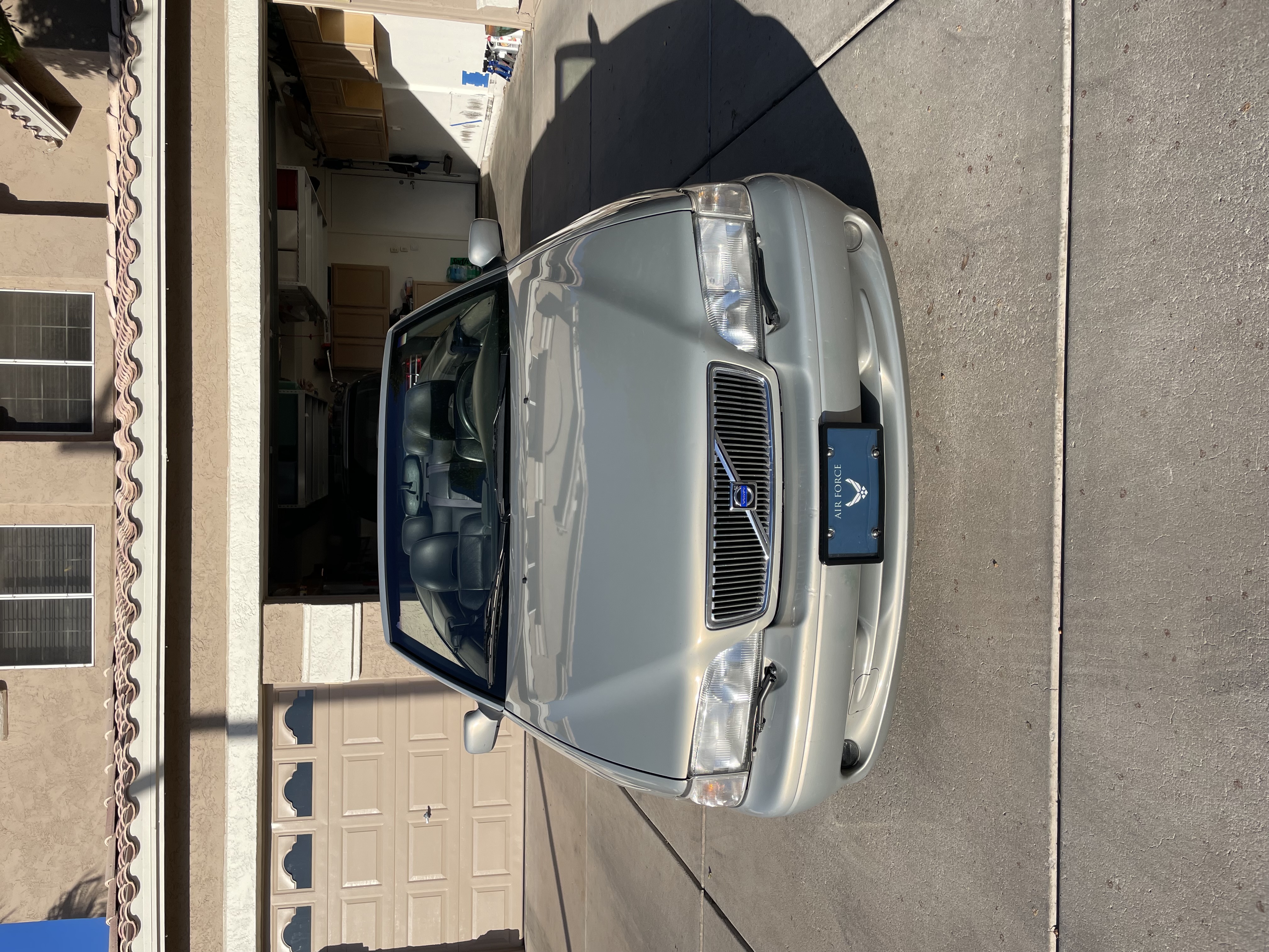 Used 2001 Volvo C70 HT FWD image 4