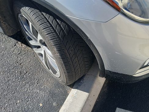 Used 2017 INFINITI QX50 AWD w/ Deluxe Touring Package image 10