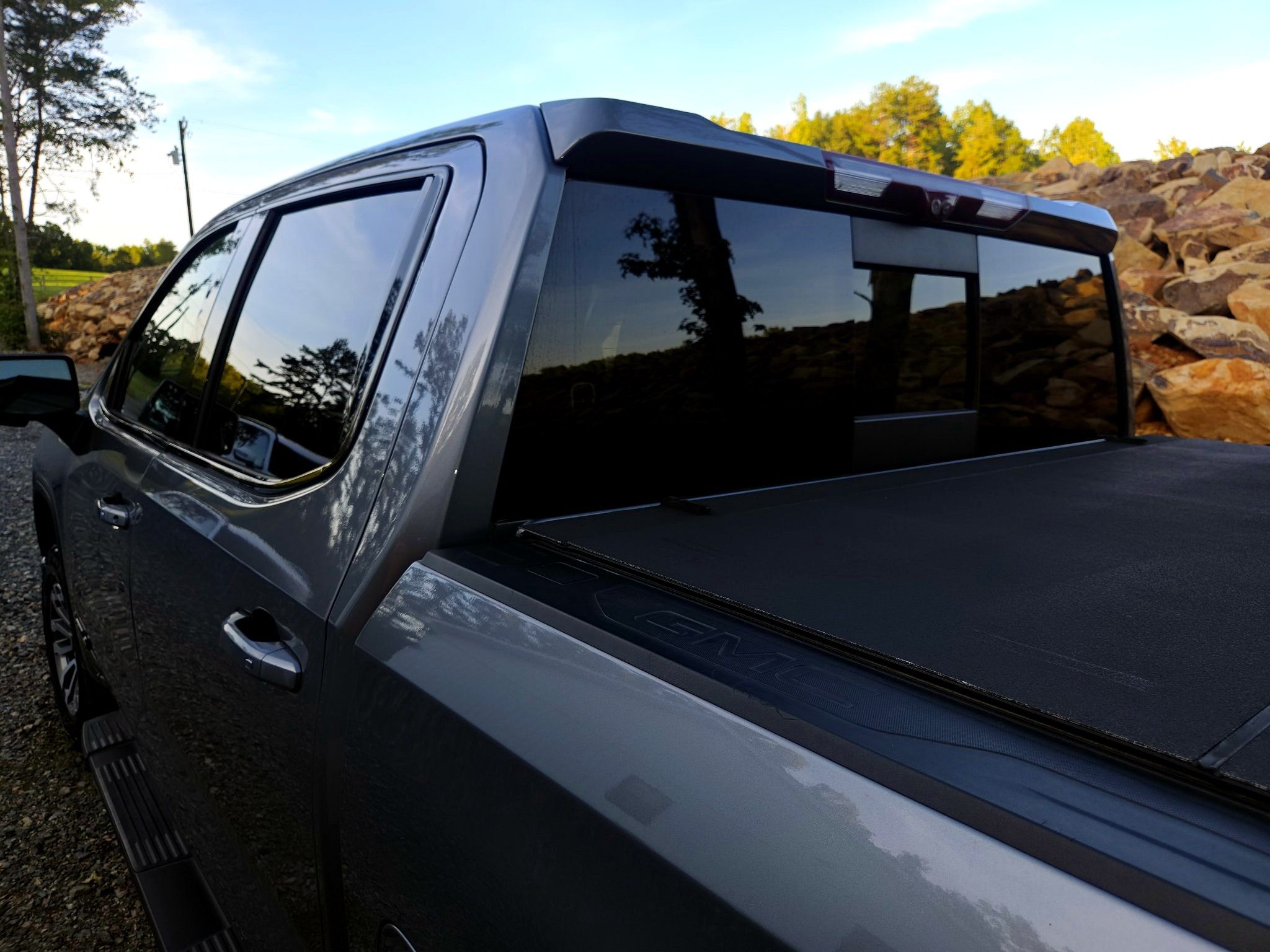 Used 2020 GMC Sierra 1500 AT4 w/ AT4 Premium Package AWD/4WD image 9