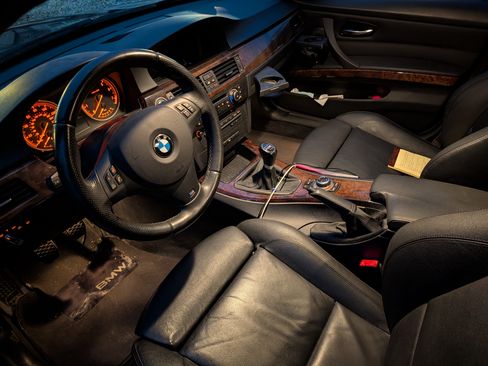 Used 2010 BMW 328i xDrive Sedan image 13