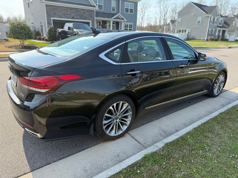 Used 2015 Hyundai Genesis 3.8 w/ Option Group 02 image 4