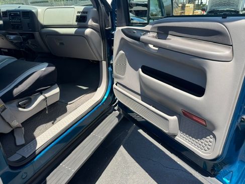 Used 2000 Ford F350 2WD Crew Cab DRW Super Duty image 23