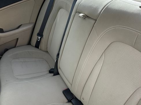 Used 2011 Kia Optima LX image 7