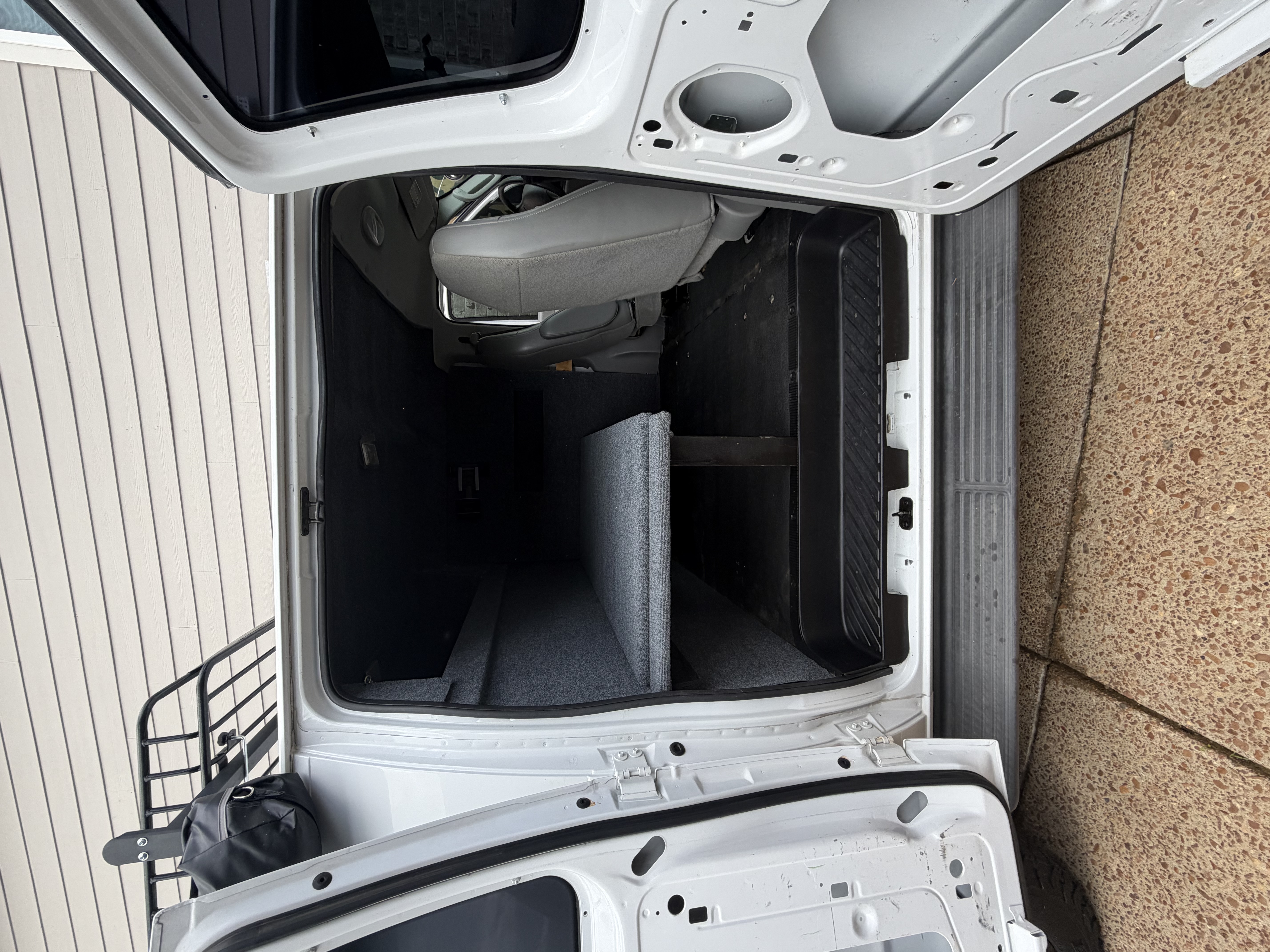 Used 2008 Ford E-150 and Econoline 150 Extended RWD image 22