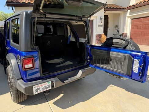 Used 2020 Jeep Wrangler Unlimited Sport S AWD/4WD image 6