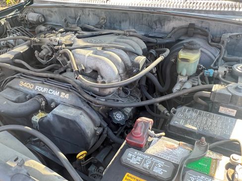 Used 2000 Toyota 4Runner Limited RWD image 15