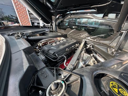 Used 2023 Chevrolet Corvette Stingray Coupe w/ 1LT image 17