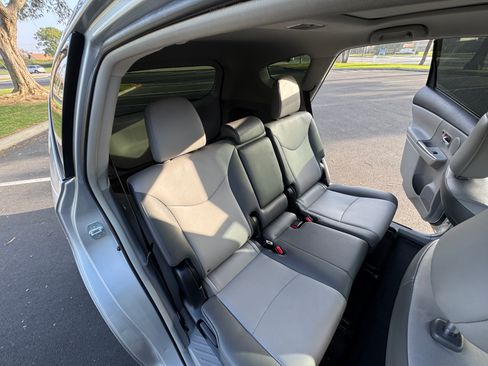 Used 2017 Toyota Prius V Five image 26