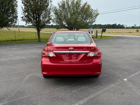 Used 2013 Toyota Corolla LE FWD image 5