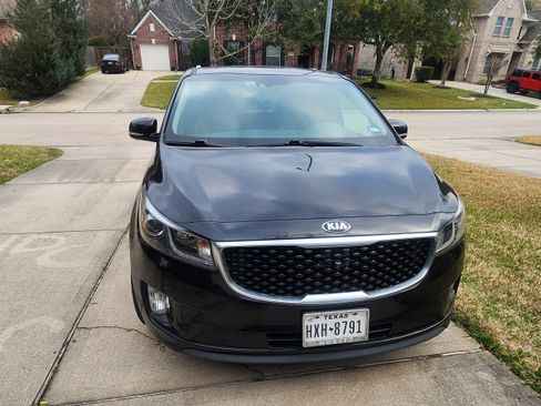 Used 2016 Kia Sedona SX image 6