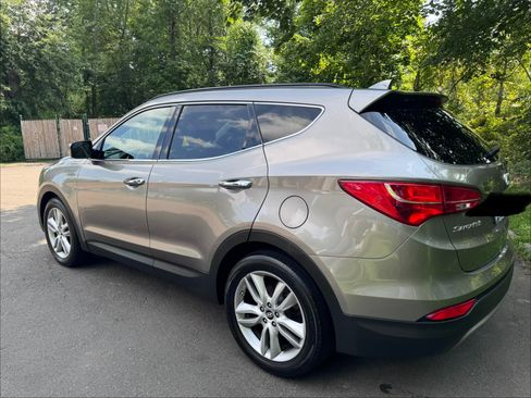 Used 2014 Hyundai Santa Fe Sport 2.0T w/ Navigation Package 06 AWD/4WD image 9