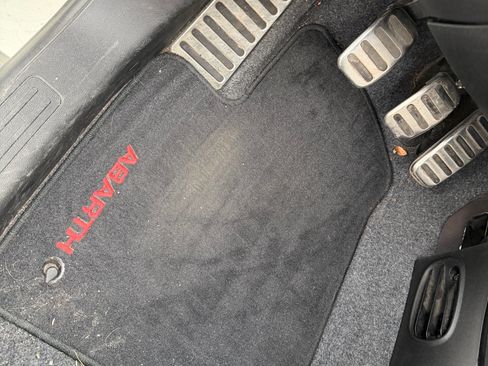 Used 2013 FIAT 500 Abarth w/ Comfort/Convenience Group image 19