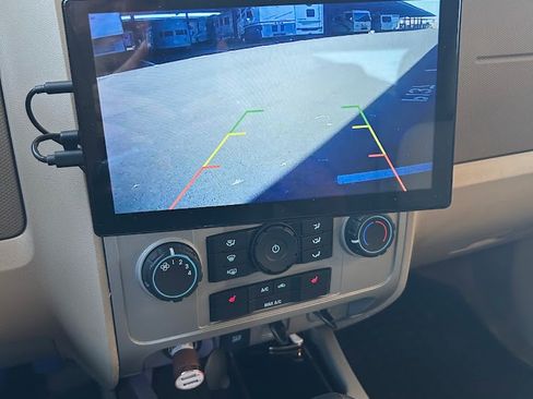 Used 2012 Ford Escape XLT image 12