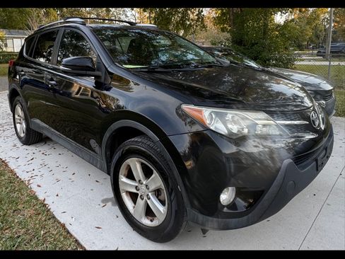 Used 2013 Toyota RAV4 XLE image 2