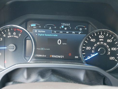 Used 2015 Ford F150 King Ranch w/ Equipment Group 601A Luxury image 19