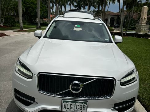 Used 2019 Volvo XC90 T6 Momentum w/ Protection Package Premier AWD/4WD image 2