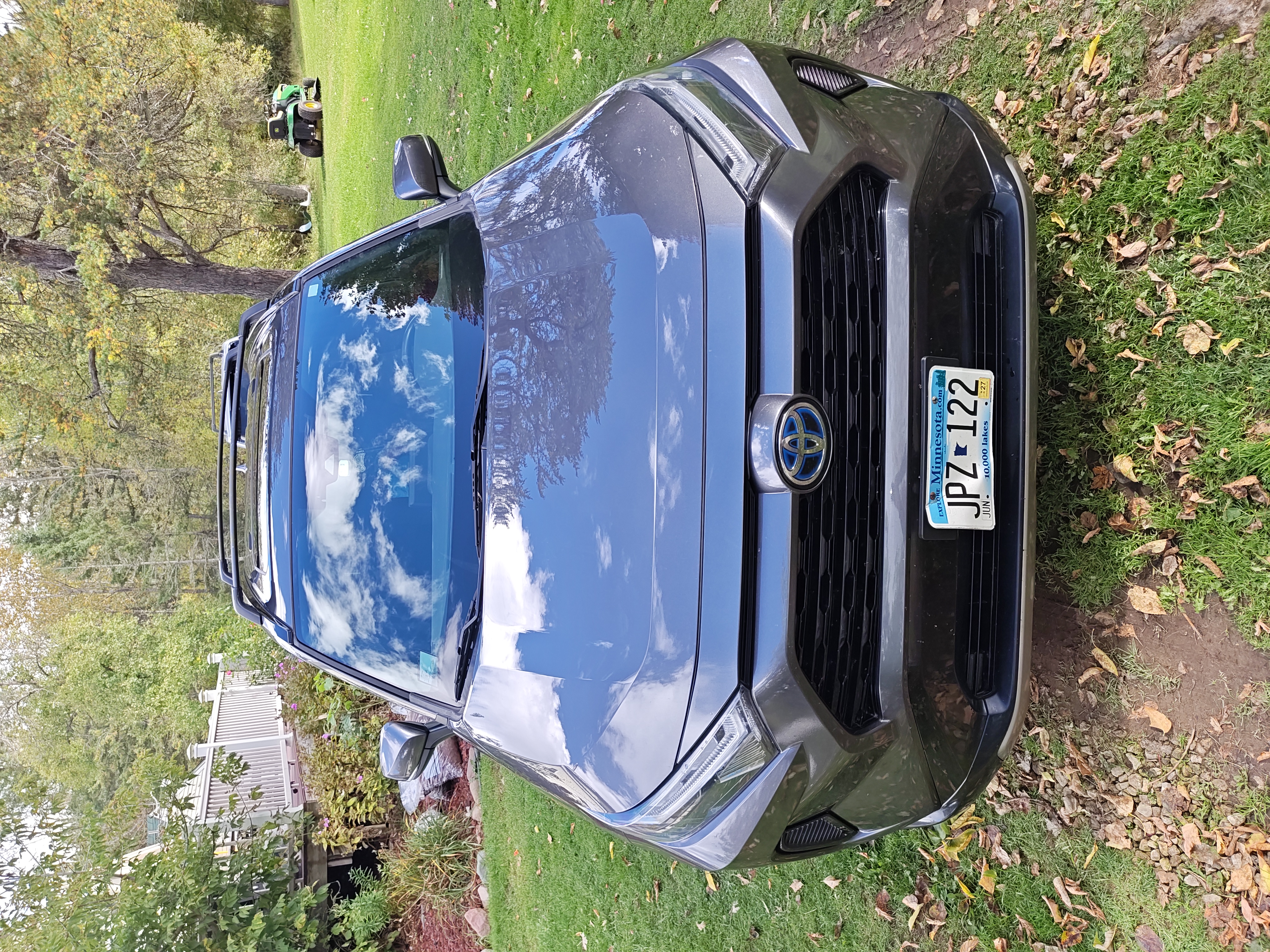 Used 2022 Toyota RAV4 SE w/ Convenience Package AWD/4WD image 2
