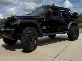 Used 2018 Jeep Wrangler Unlimited Sport AWD/4WD video 1