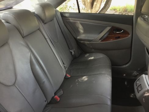 Used 2009 Toyota Camry XLE image 14