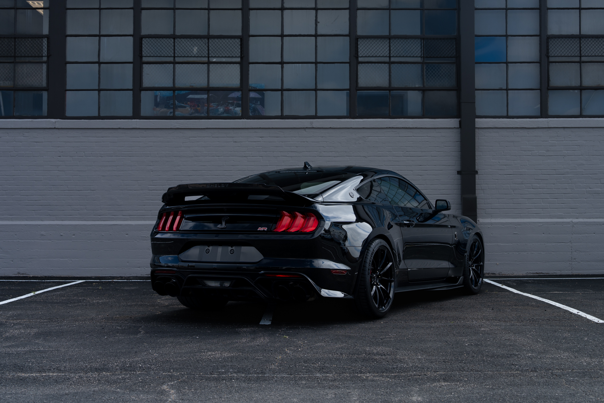 Used 2020 Ford Mustang Shelby GT500 w/ Technology Package RWD image 9