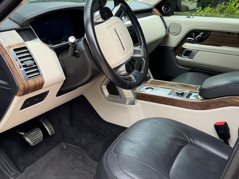 Used 2022 Land Rover Range Rover Westminster Edition AWD/4WD image 2